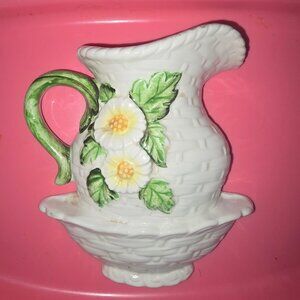 Geo. Z. Lefton ceramics  Wall hanging